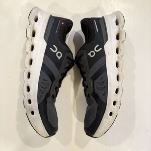 On Running Sneaker Cloudrunner Mens Size 10 Black $160.00